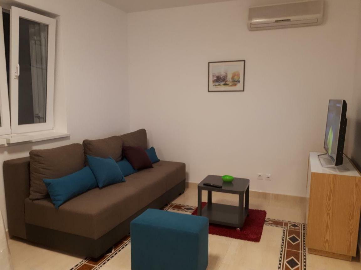 D&M Apartman 1 سيلتسي المظهر الخارجي الصورة